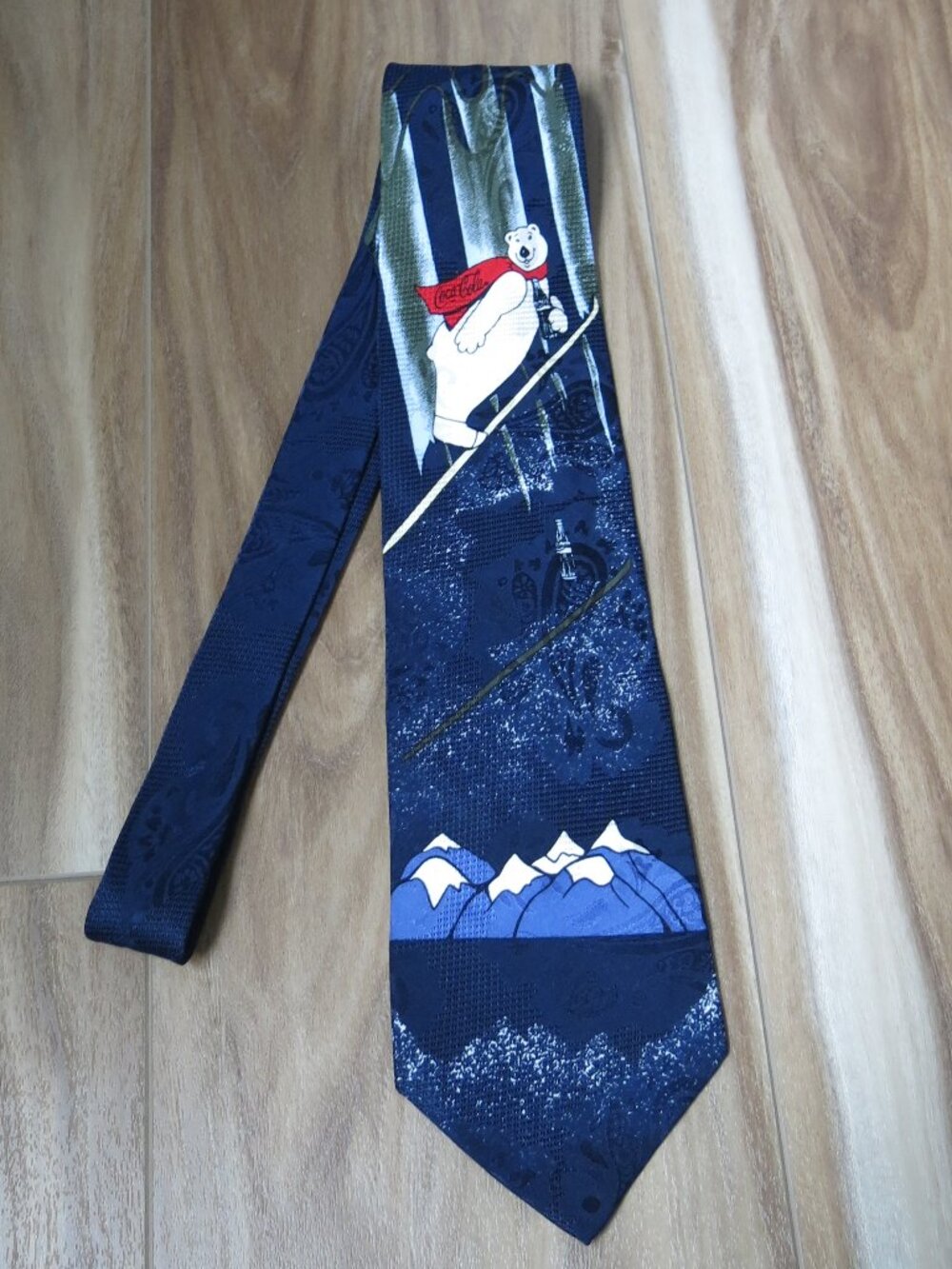 Coca-Cola Polar Bear Print 100% Silk Men's Novelty Neck Tie